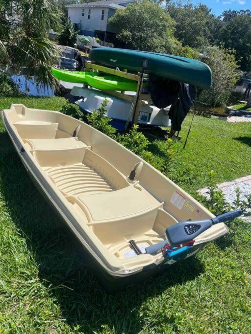 Weeki Wachee Retreat Canal With Hot Tub Kayaks Canoe And Boat With Trolling Motor Included