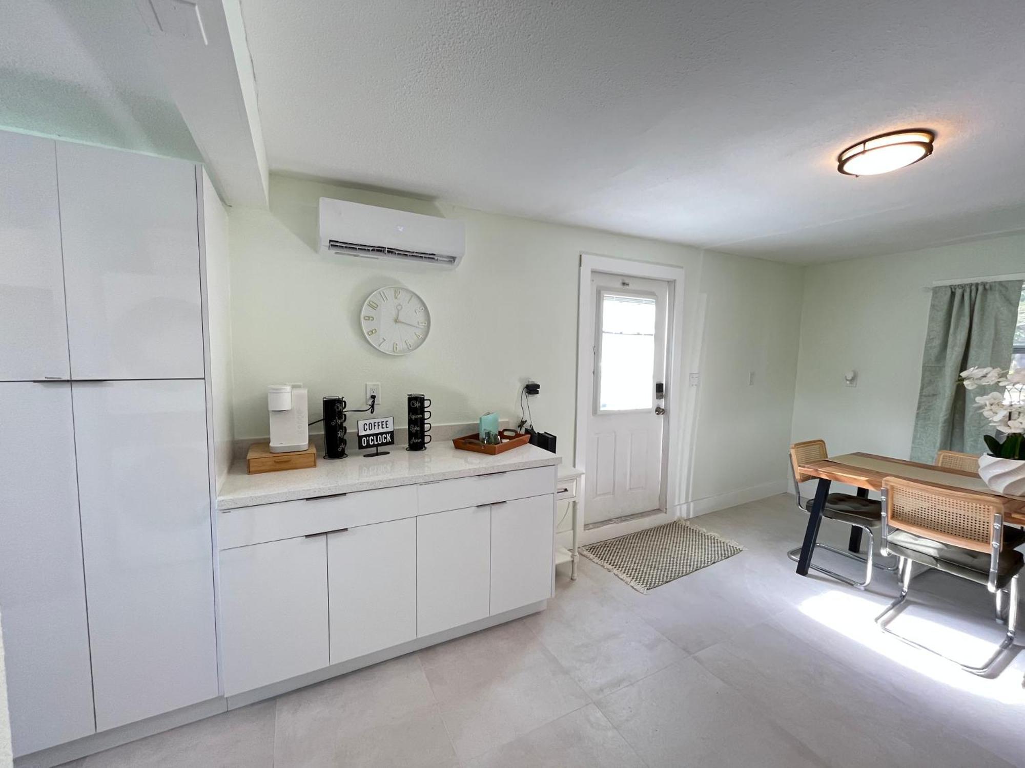 Weeki Wachee Retreat Canal With Hot Tub Kayaks Canoe And Boat With Trolling Motor Included * Spring Hill